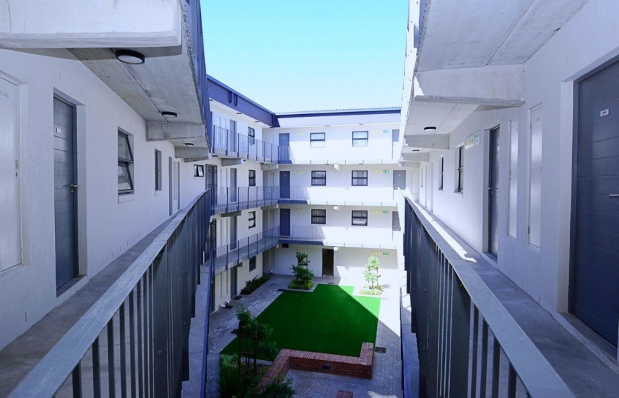 2 Bedroom Property for Sale in Pinelands Western Cape